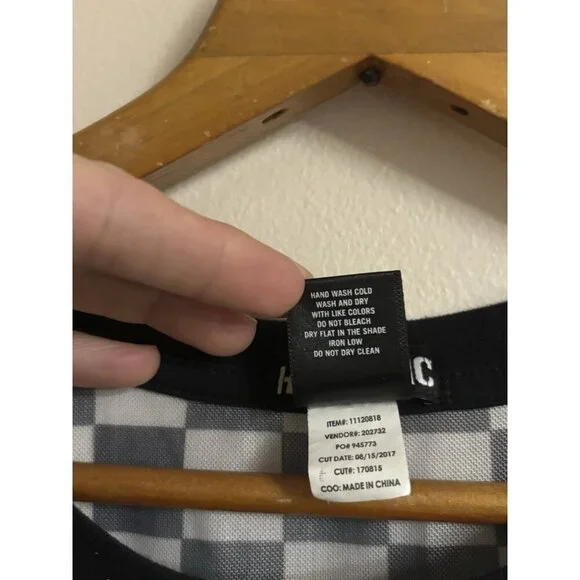 Hot Topic Black & White Checkered Women’s Mesh Top S/M - Picture 6 of 10